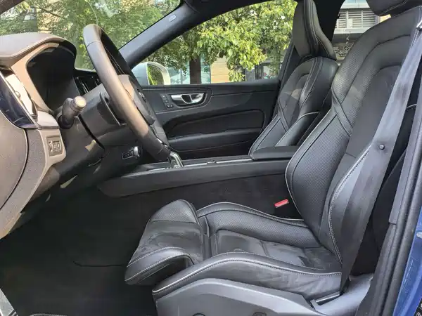 Volvo XC60 Plug-In Hybrid 2020