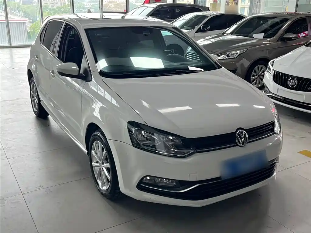 Volkswagen Polo 2019 — фото 22