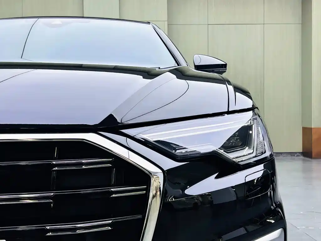Audi A6L 2025 — фото 7