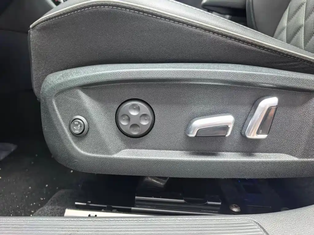 Volkswagen Sagitar 2023