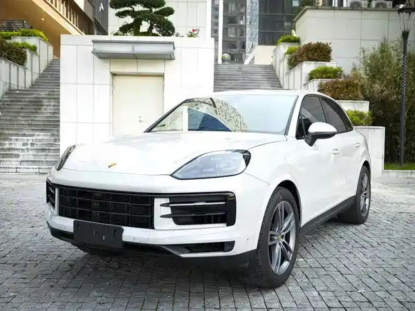 Porsche Cayenne 2024