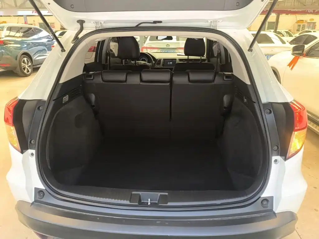 Honda Vezel 2021 — фото 19
