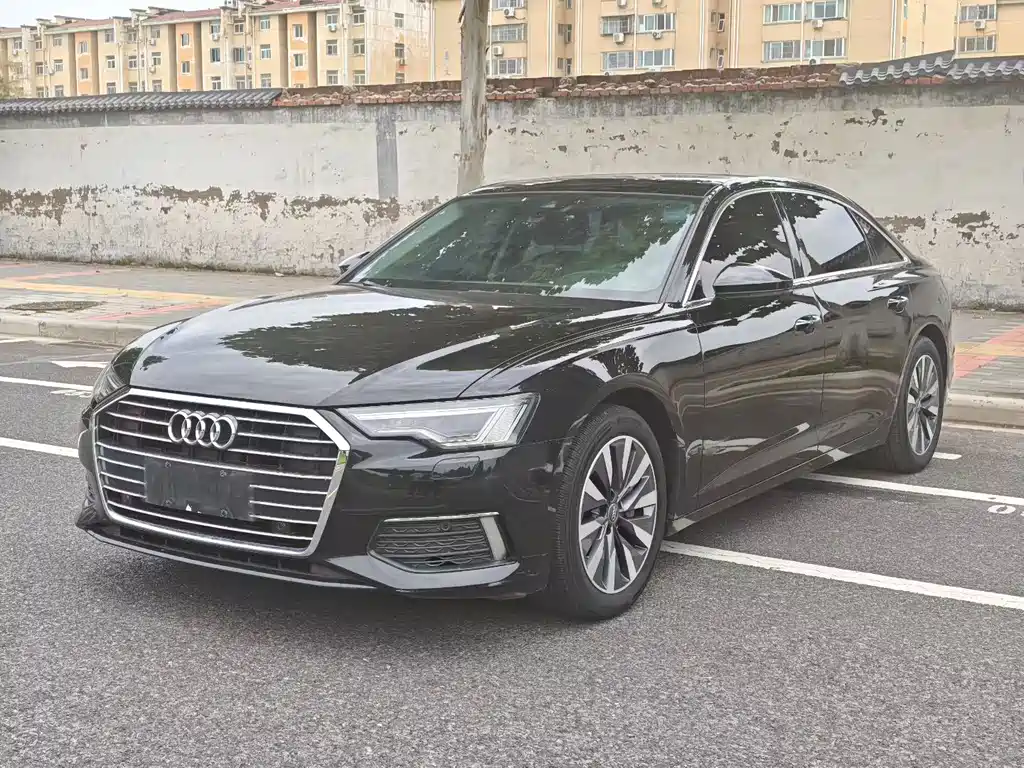 Audi A6L 2019 — фото 1