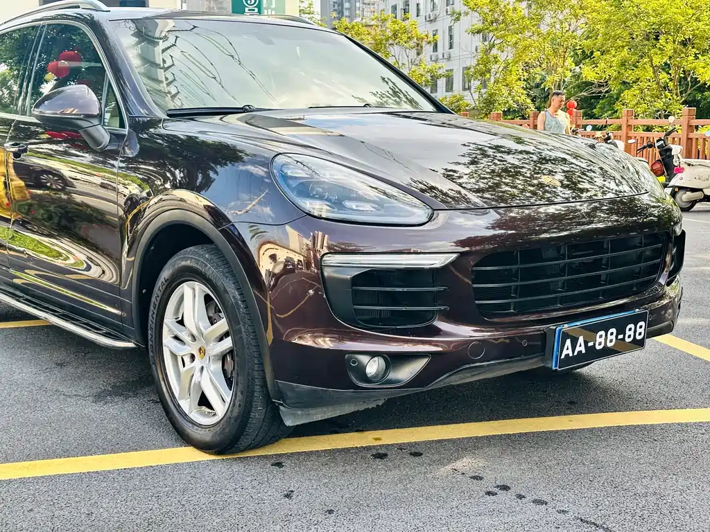 Porsche Cayenne 2017 — фото 6
