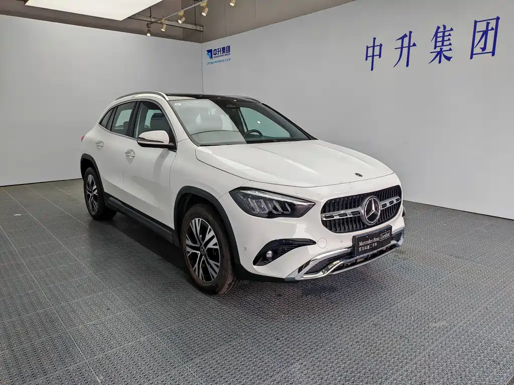 Mercedes-Benz GLA 2025 — фото 3