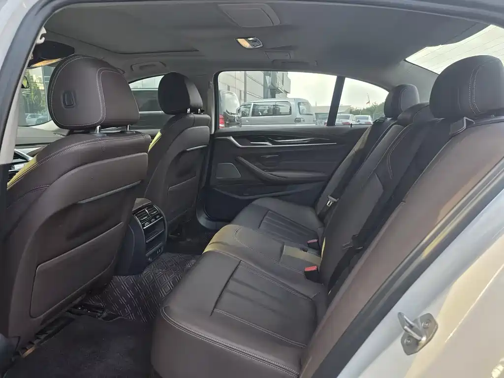 BMW 5 Series 2020
