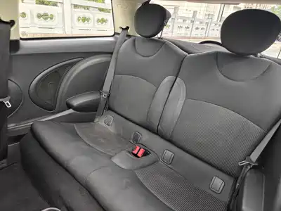 MINI MINI 2012