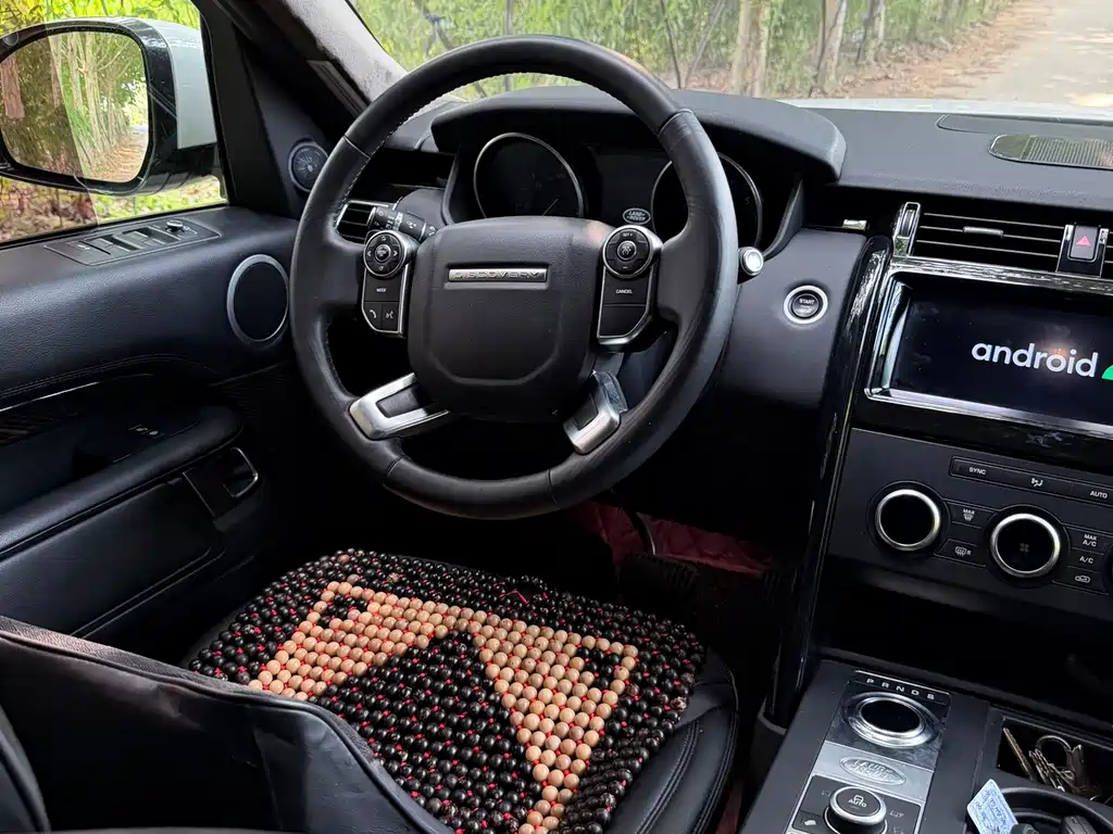 Land Rover Discovery 2019 — фото 15