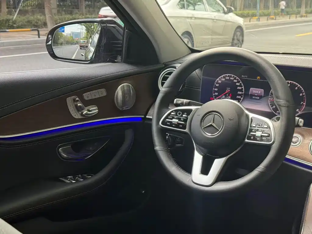 Mercedes-Benz E-Class 2020 — фото 8