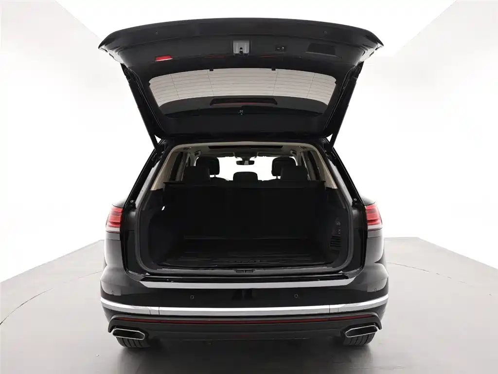 Volkswagen Touareg 2019 — фото 8