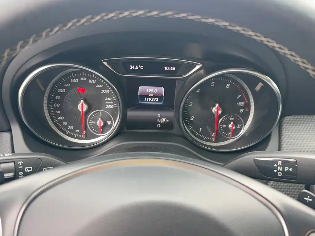 Mercedes-Benz GLA 2018 — фото 11