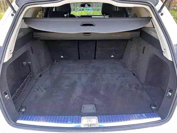 Mercedes-Benz C-Class 2020