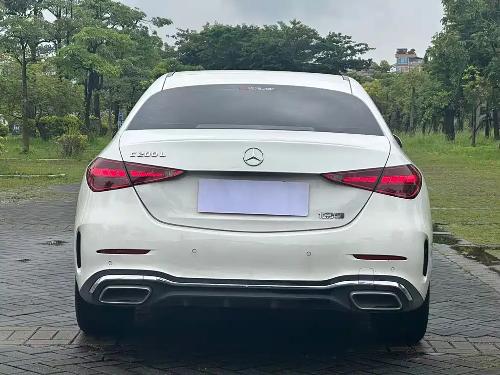 Mercedes-Benz C-Class 2023 — фото 11