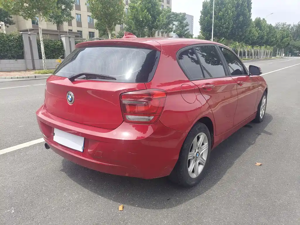 BMW 1 Series 2012 — фото 13