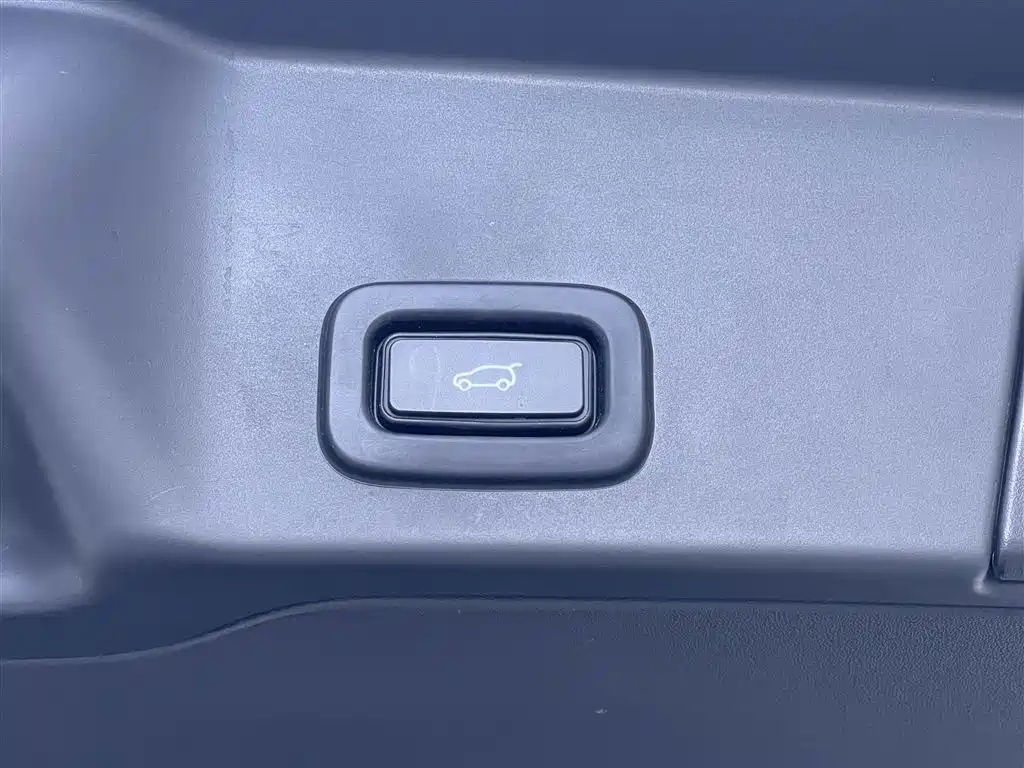 Land Rover Evoque 2020 — фото 22