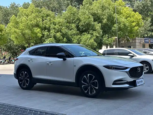 Mazda CX-4 2020