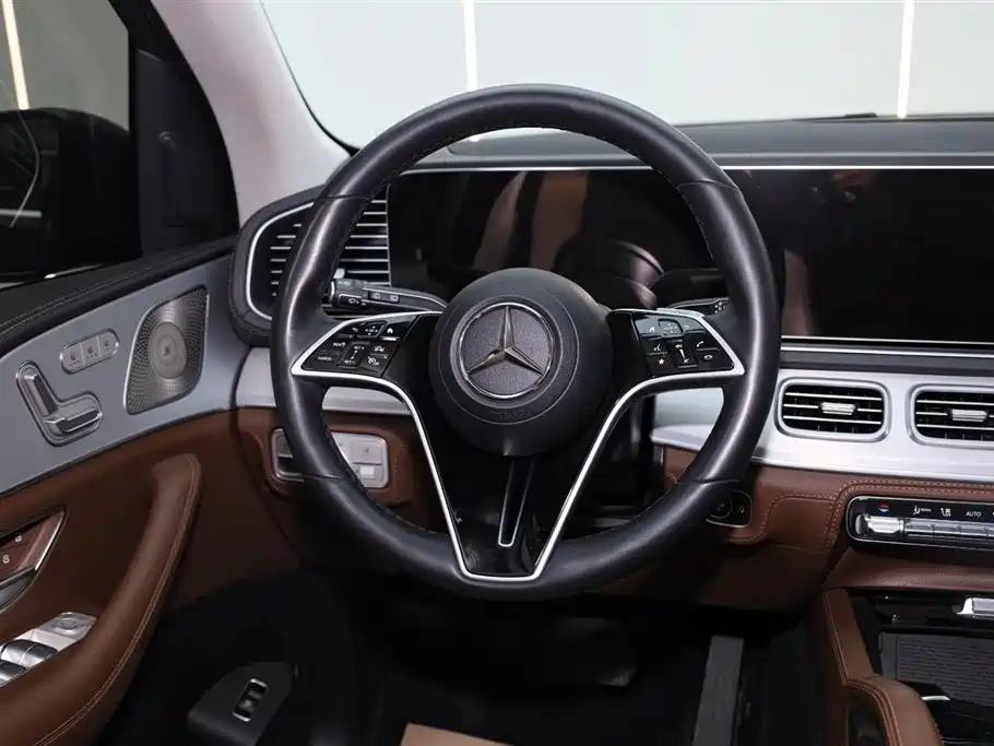 Mercedes-Benz GLE 2024 — фото 15