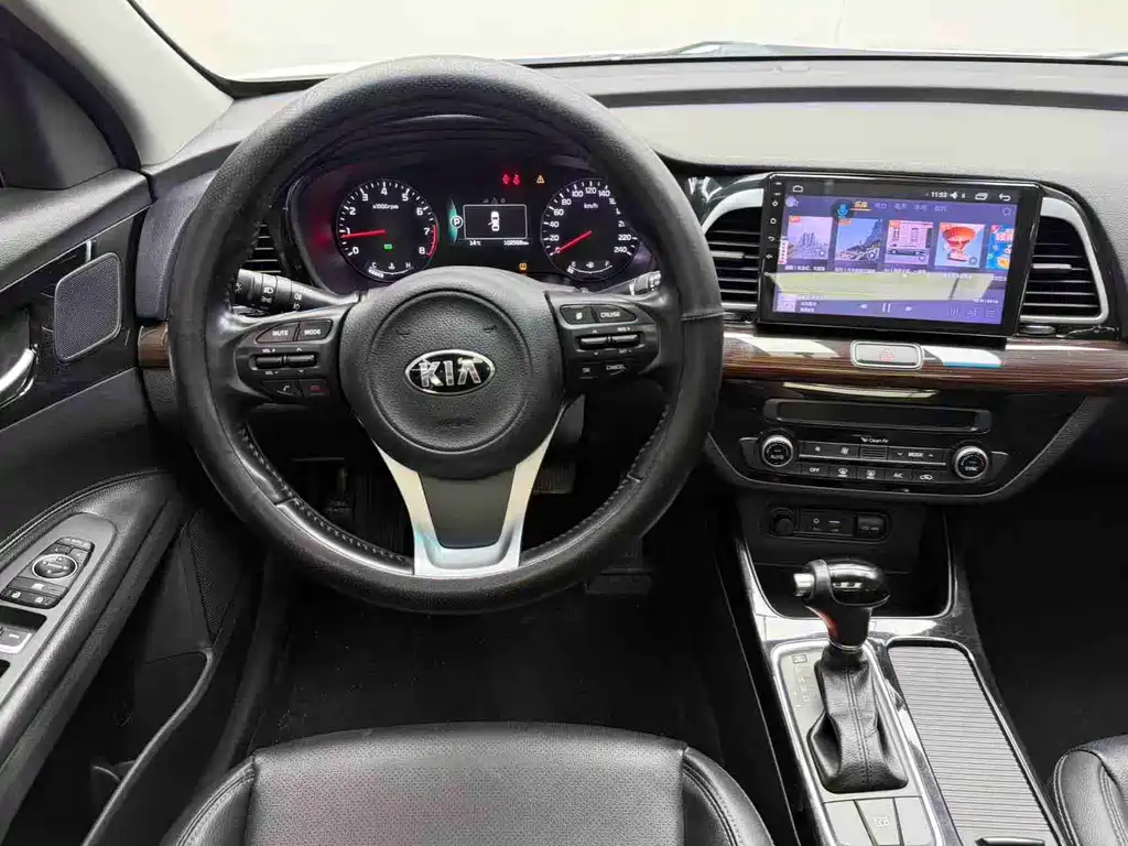 Kia K4 2015 — фото 13