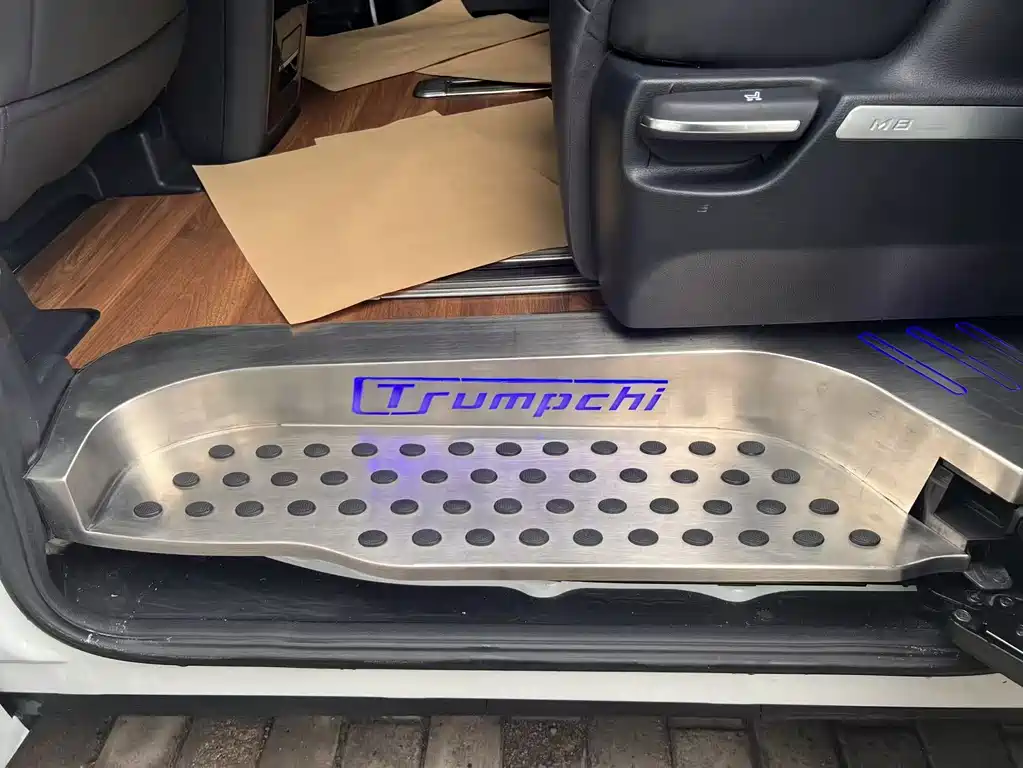GAC Trumpchi M8 2023 — фото 13