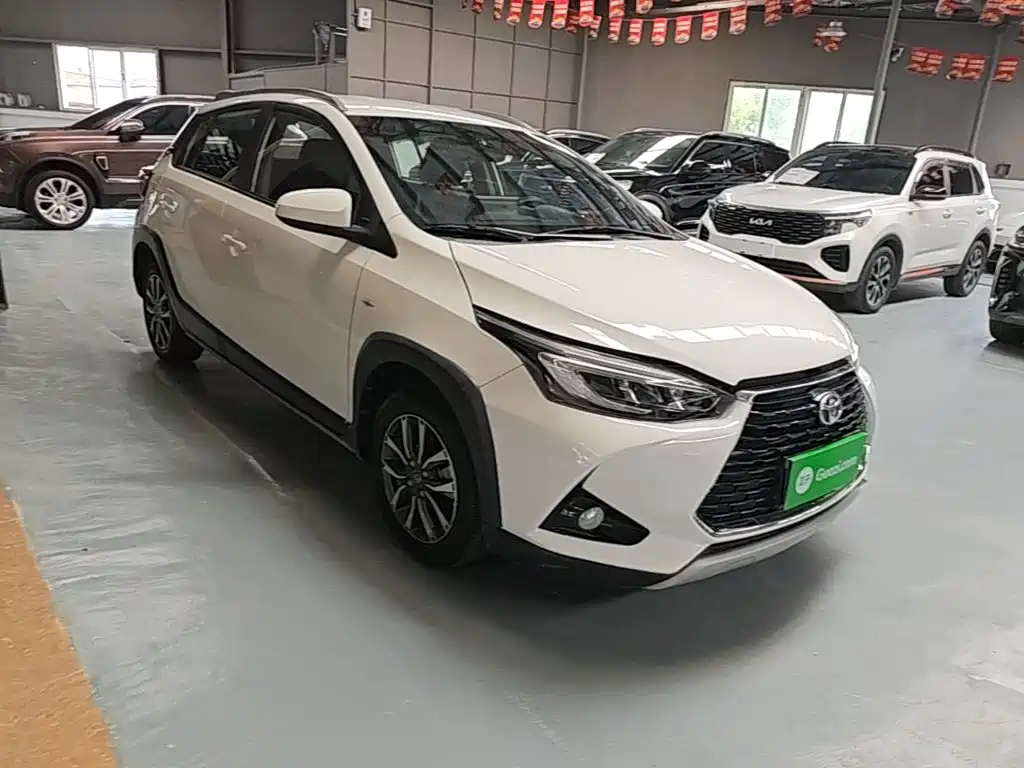 Toyota Yaris L 2020 — фото 4