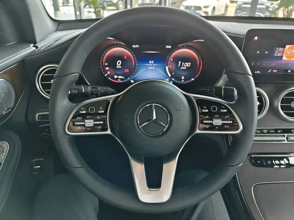 Mercedes-Benz GLC 2021 — фото 11