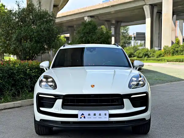 Porsche Macan 2022