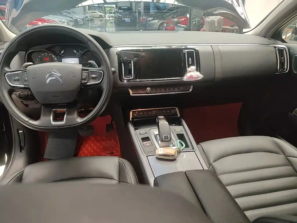 Citroën C6 2023 — фото 10