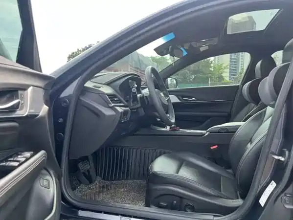 Cadillac CT4 2022