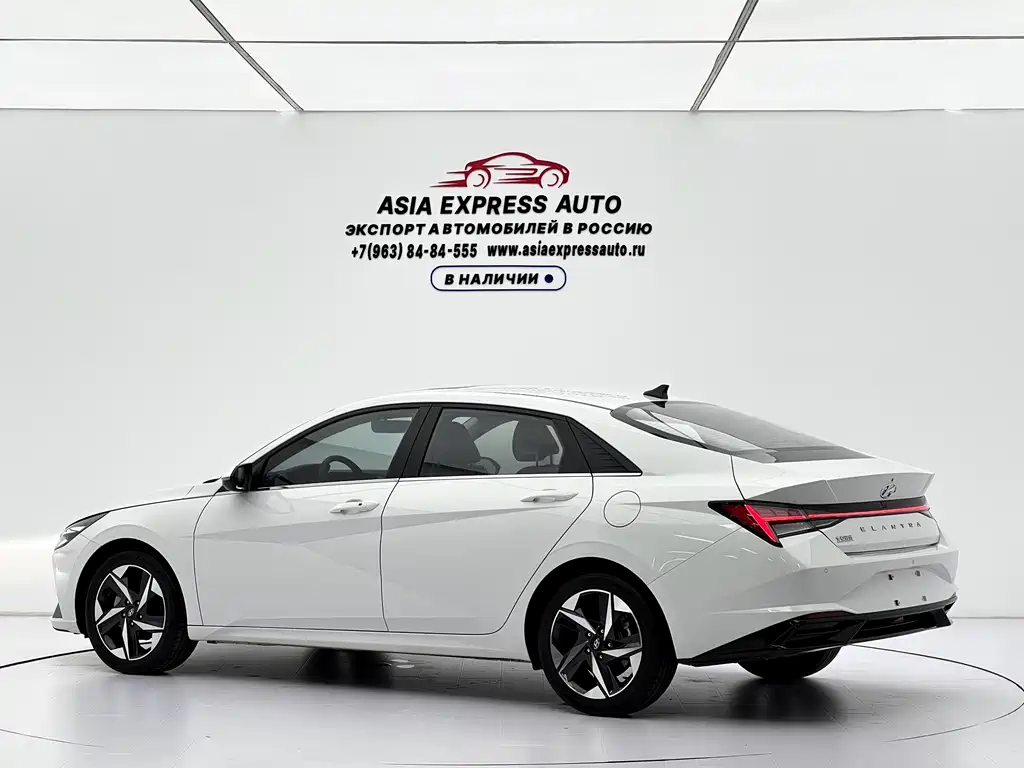 Hyundai Elantra 2022