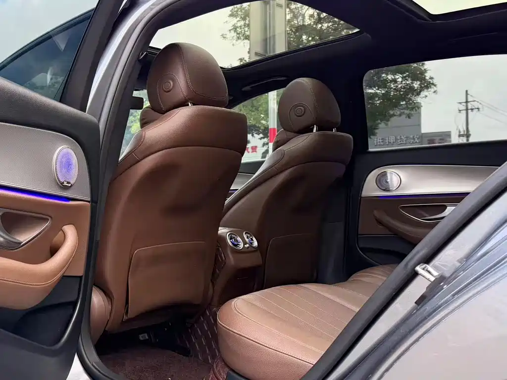 Mercedes-Benz E-Class 2019