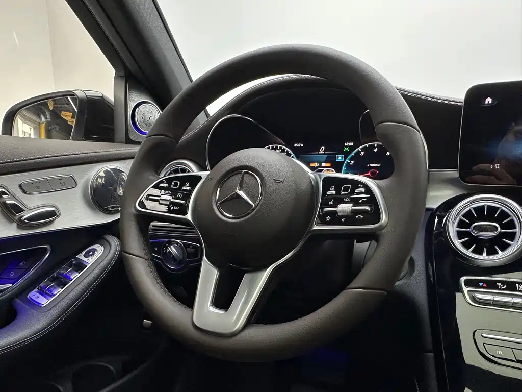 Mercedes-Benz GLC 2020 — фото 10