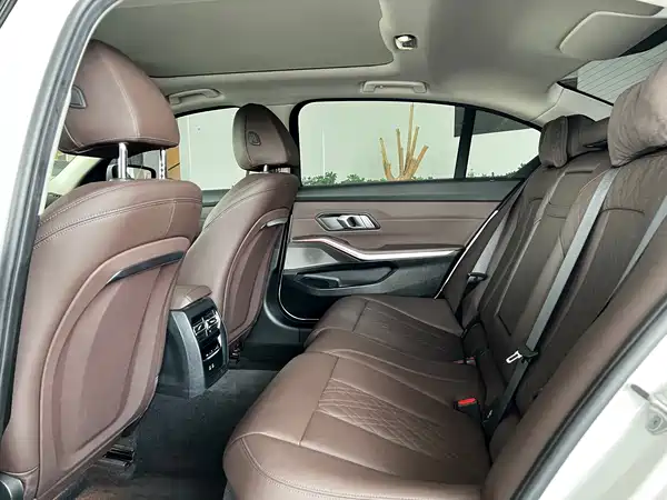 BMW 3 Series 2024