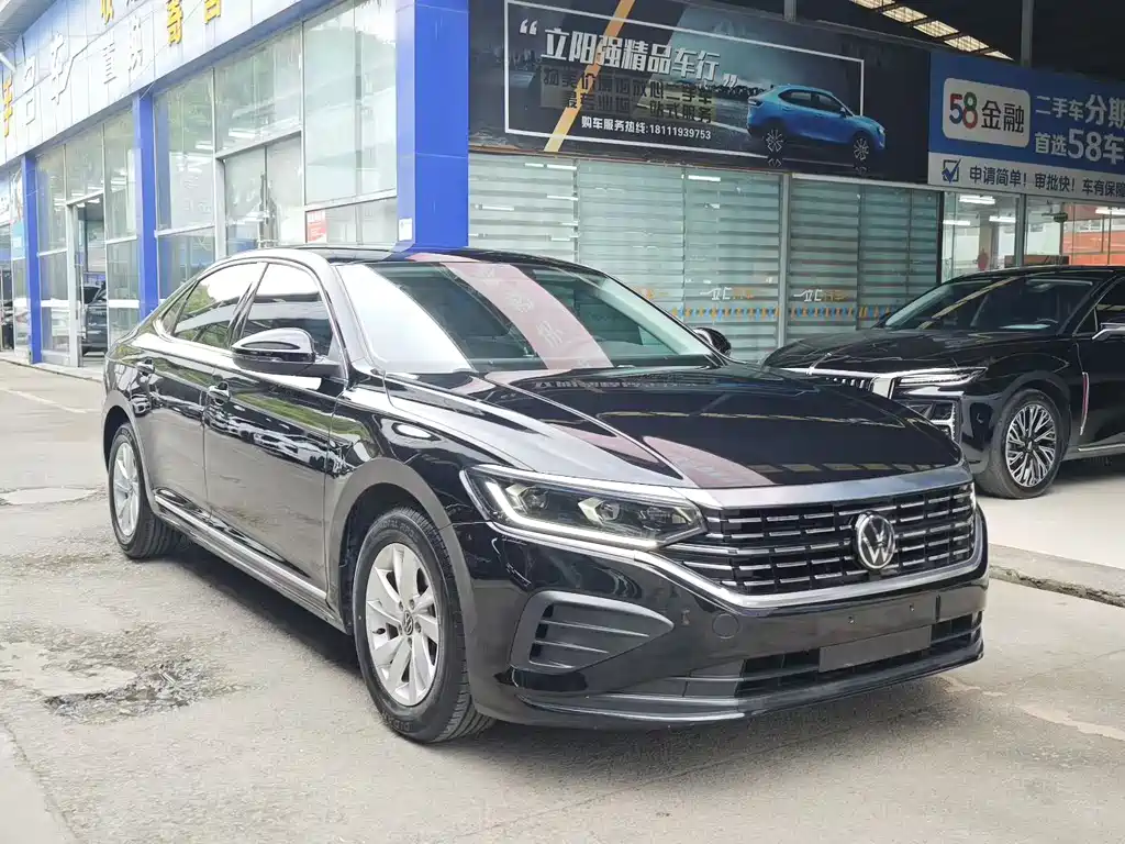 Volkswagen Passat 2023