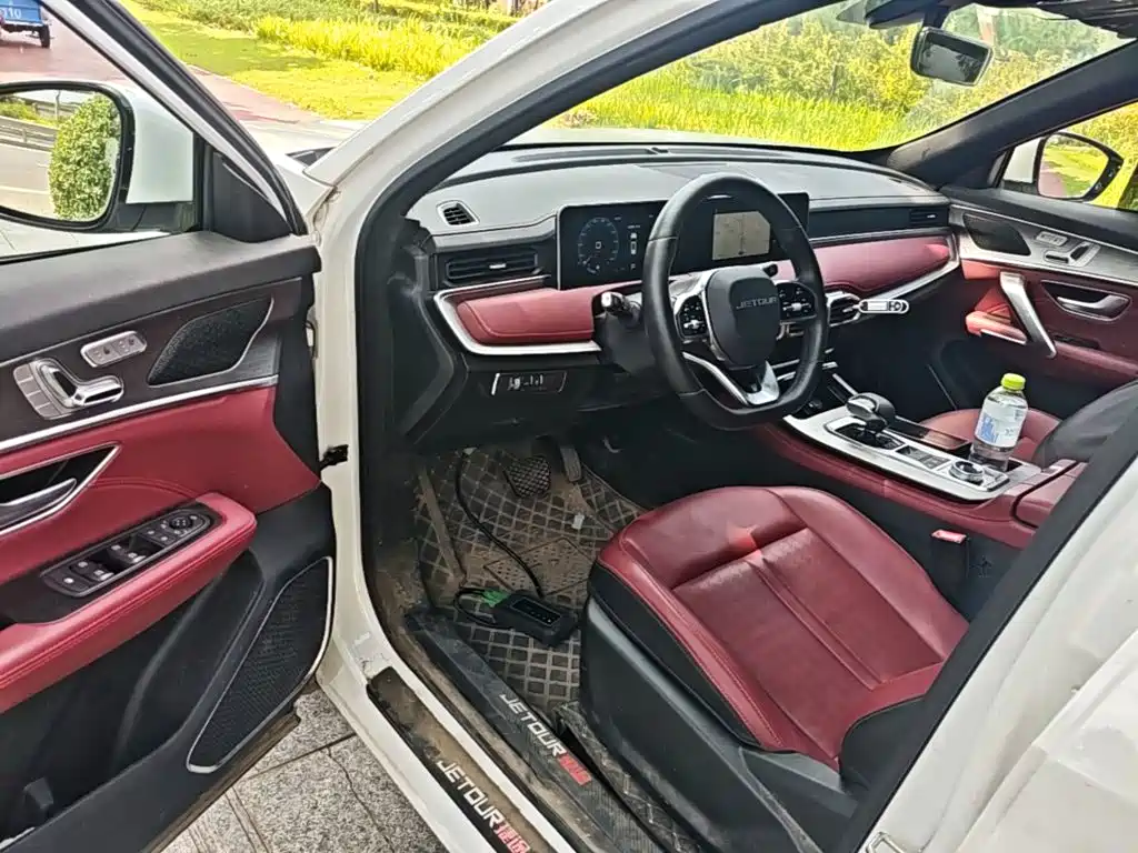 Jetour Jietu X70 PLUS 2025 — фото 16