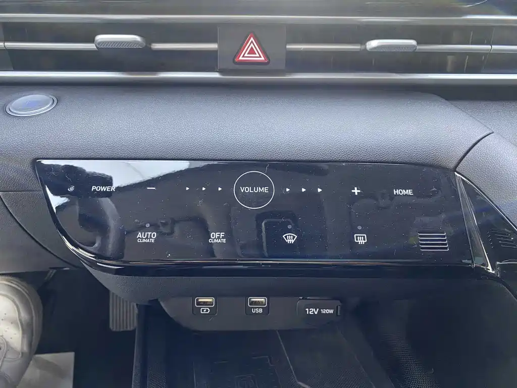 Hyundai Elantra 2023 — фото 14