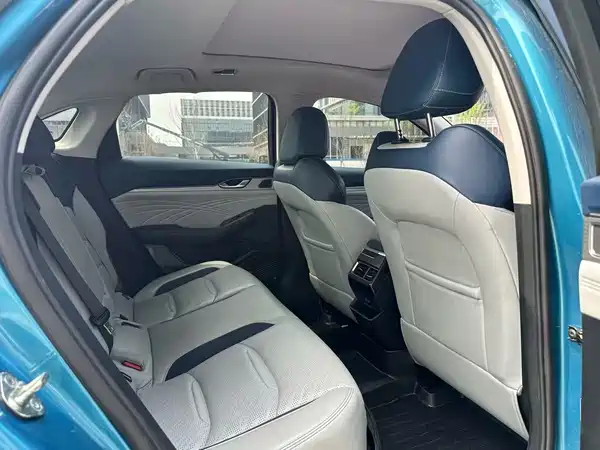 Geely Xingrui 2021