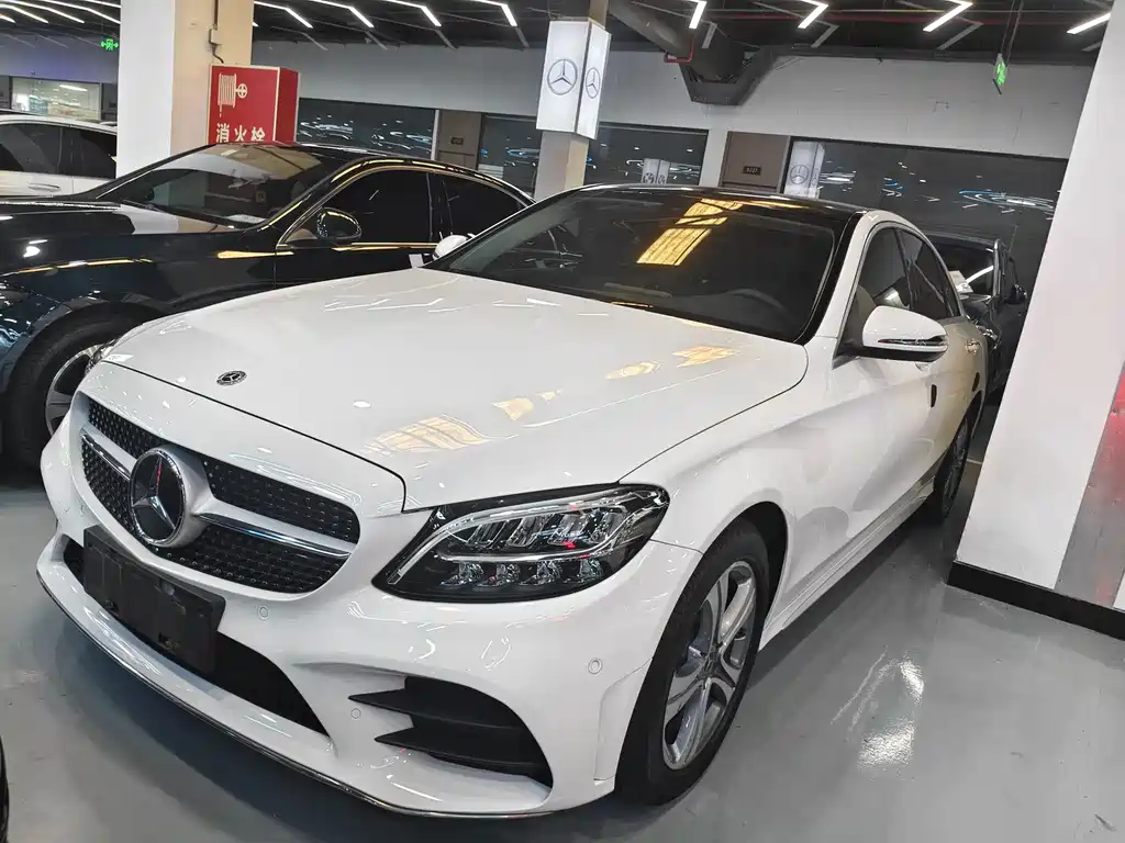 Mercedes-Benz C-Class 2021