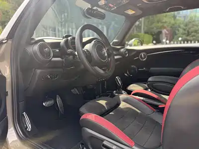 MINI MINI 2019