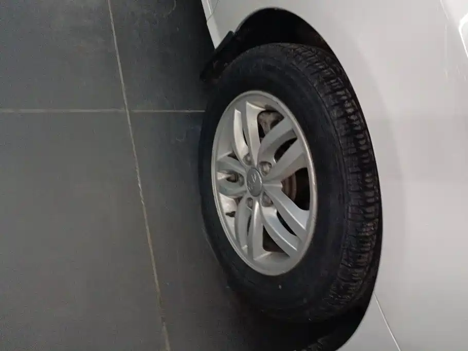 Hyundai Joyful 2015
