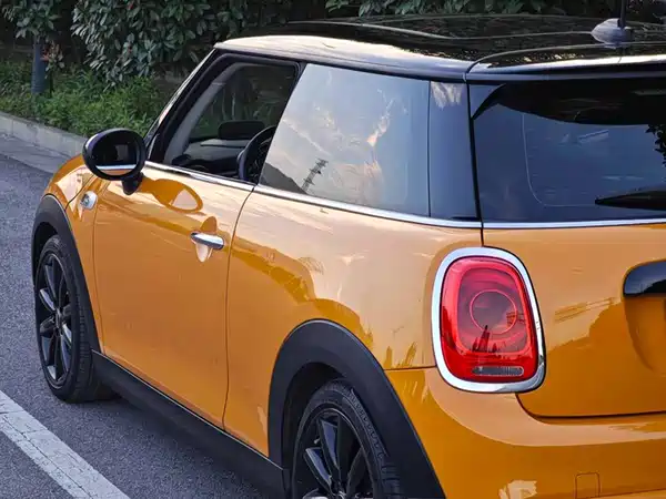 MINI 2015