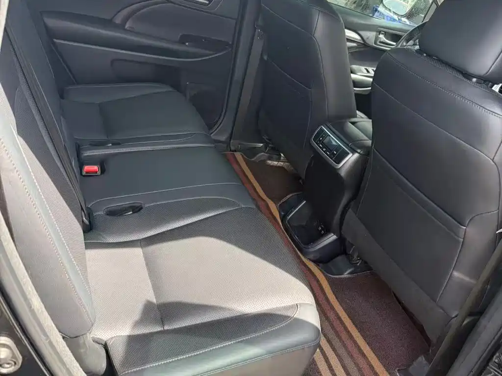Toyota Highlander 2019 — фото 13