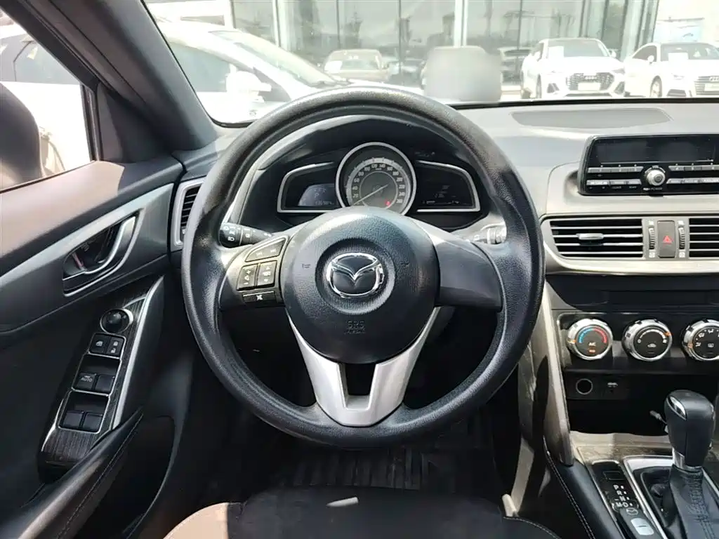Mazda CX-4 2016