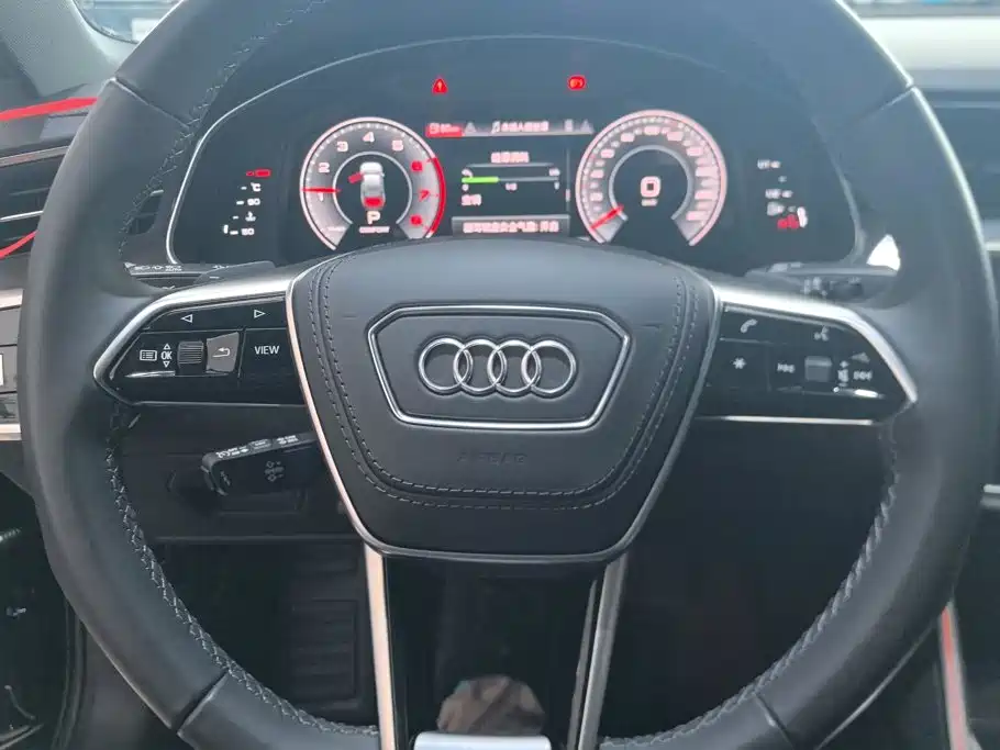 Audi A6L 2024 — фото 15