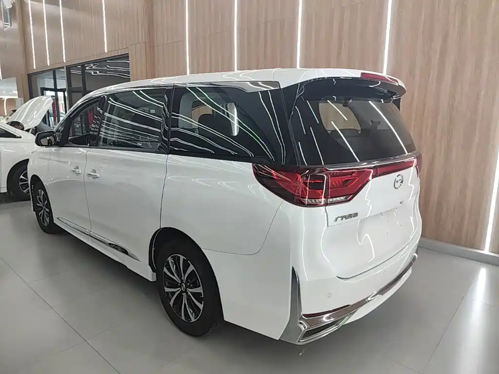 GAC Motor Trumpchi M8 2025 — фото 5