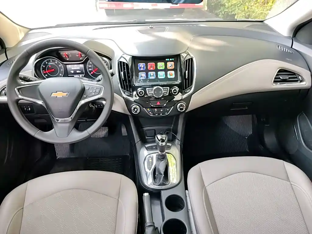 Chevrolet Cruze 2015 — фото 10