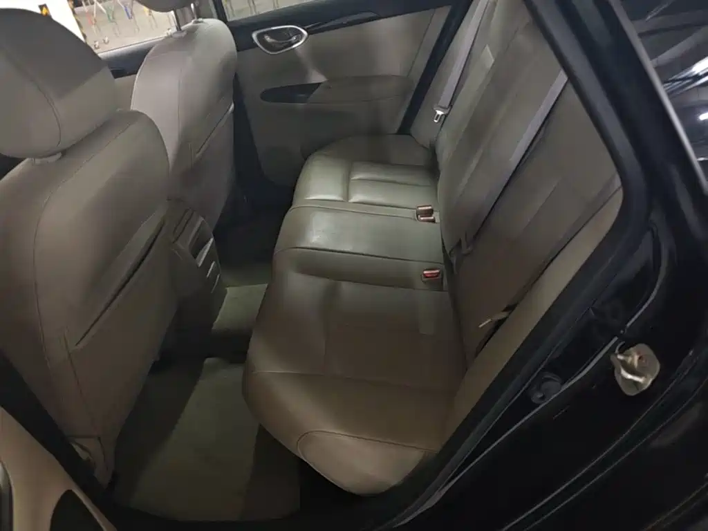 Nissan Sylphy 2019 — фото 17