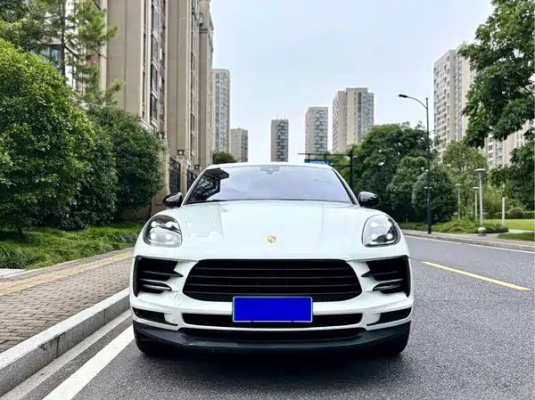 Porsche Macan 2020