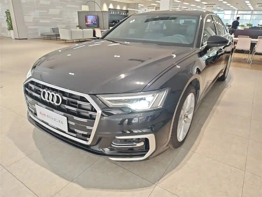 Audi A6L 2023 — фото 1