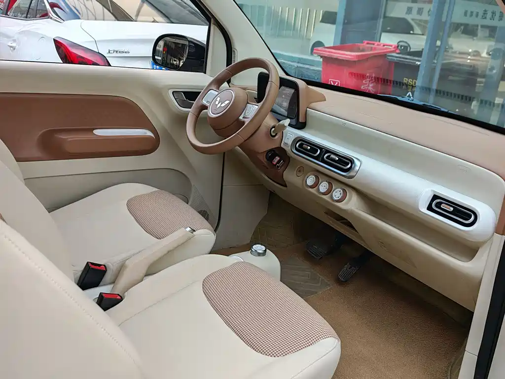 Wuling MINIEV 2025