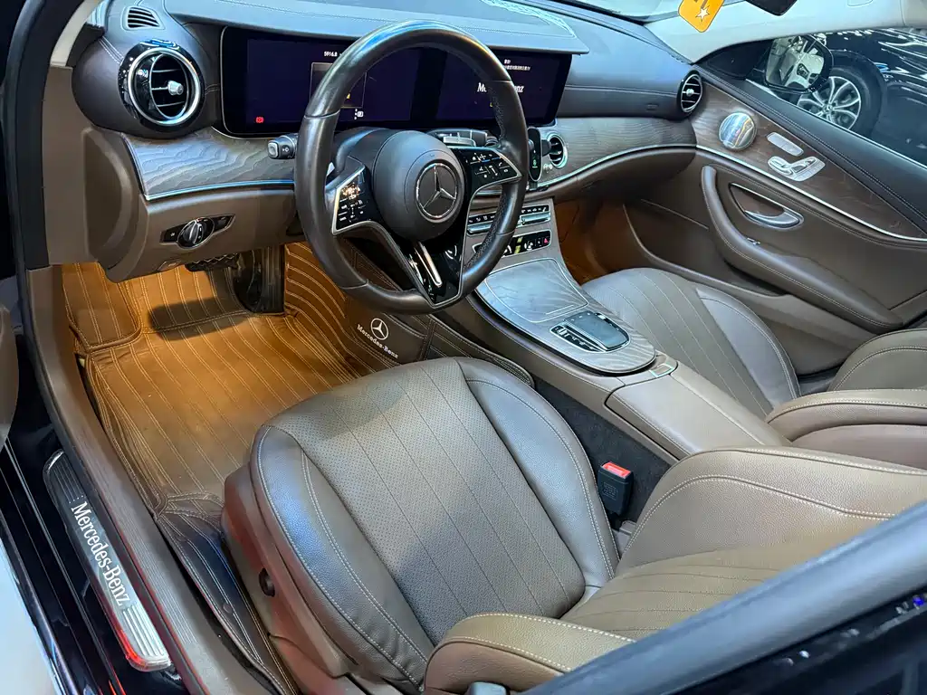 Mercedes-Benz E-Class 2022